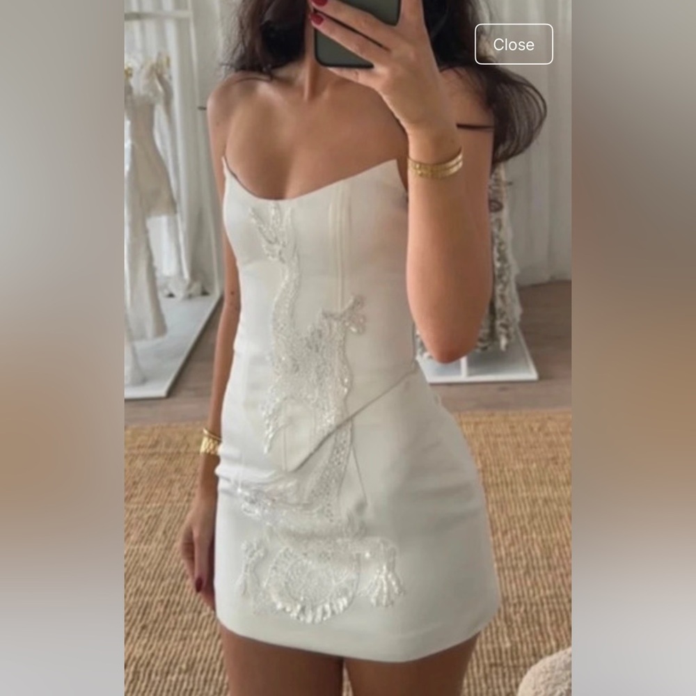 Millie Modelli Chen set
